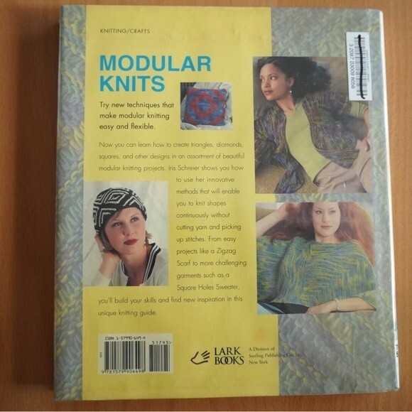 Modular Knits: New Techniques for Today's Knitters by Iris Schreier - Picture 2 of 9